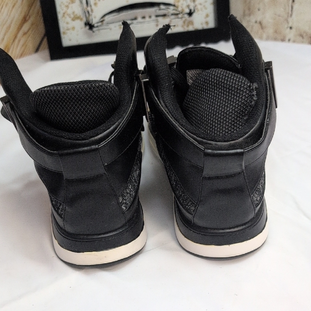 Guess Webber Black and Grey Hi-top Knit Sneakers. - Picture 3 of 8
